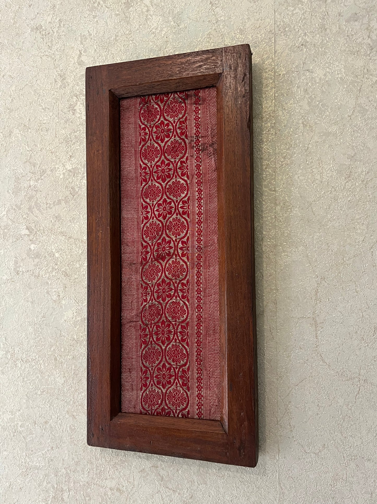 Old Saree Frame