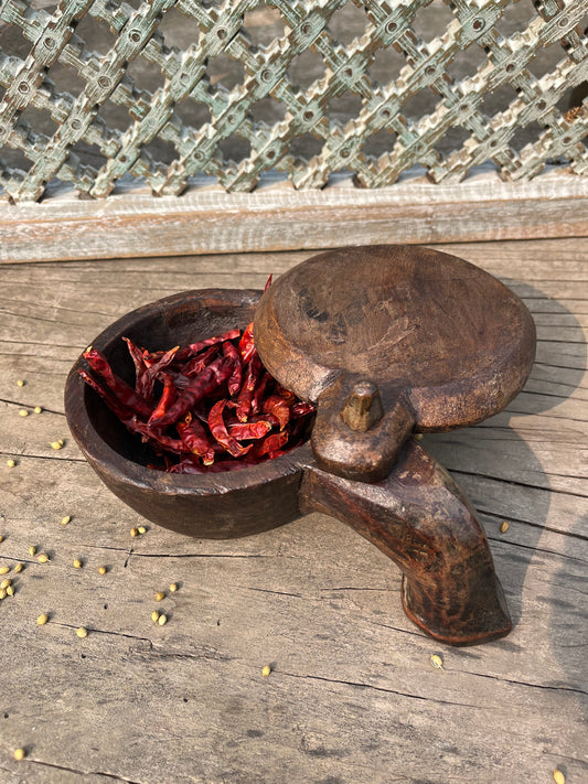 Wooden Round Handle Spice Box
