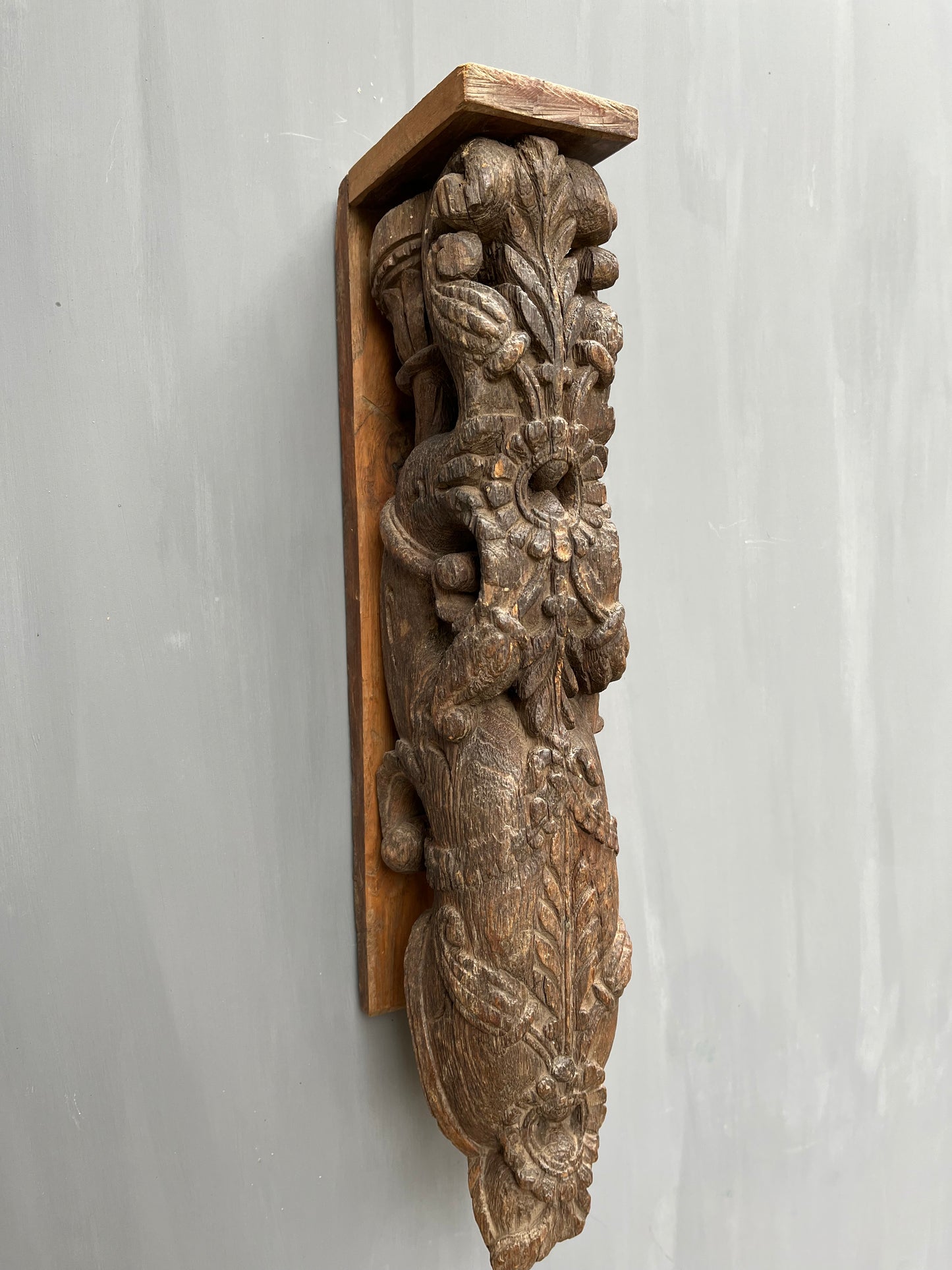 Vintage carved Bracket