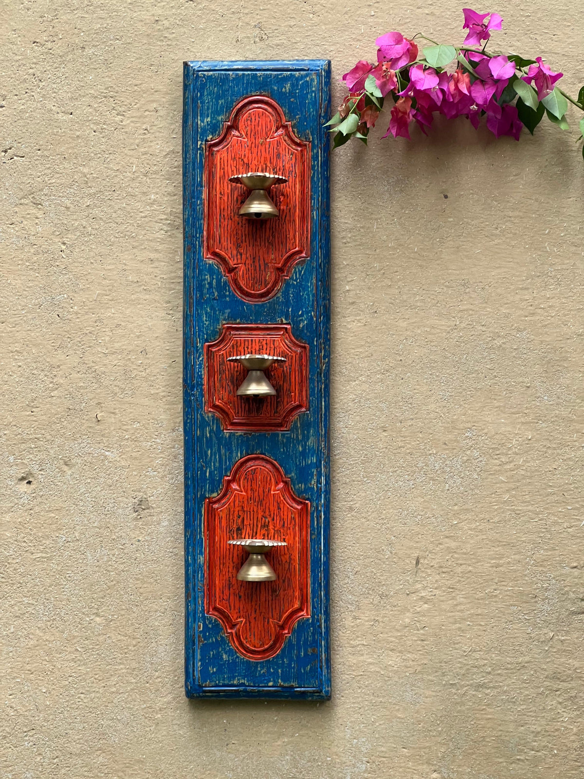 Blue Carved Diya Bracket ￼