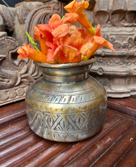 Vintage Brass Round Planter/Pot