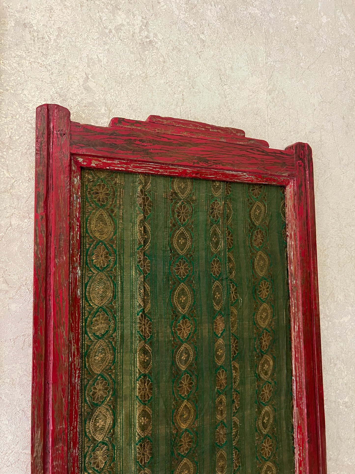 Old Saree Frame