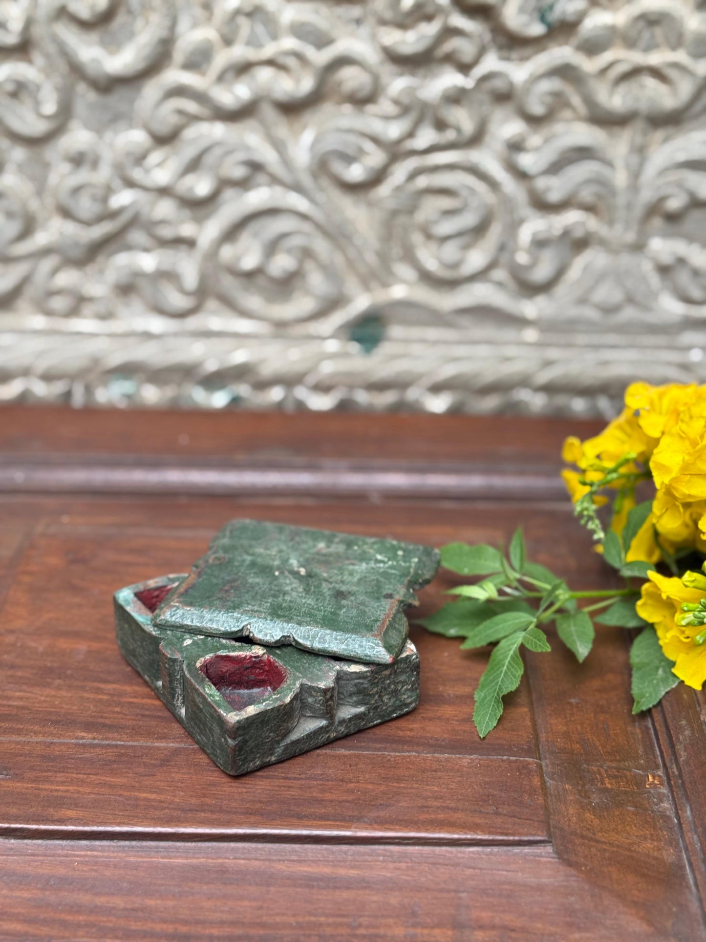 Vintage Colour Box