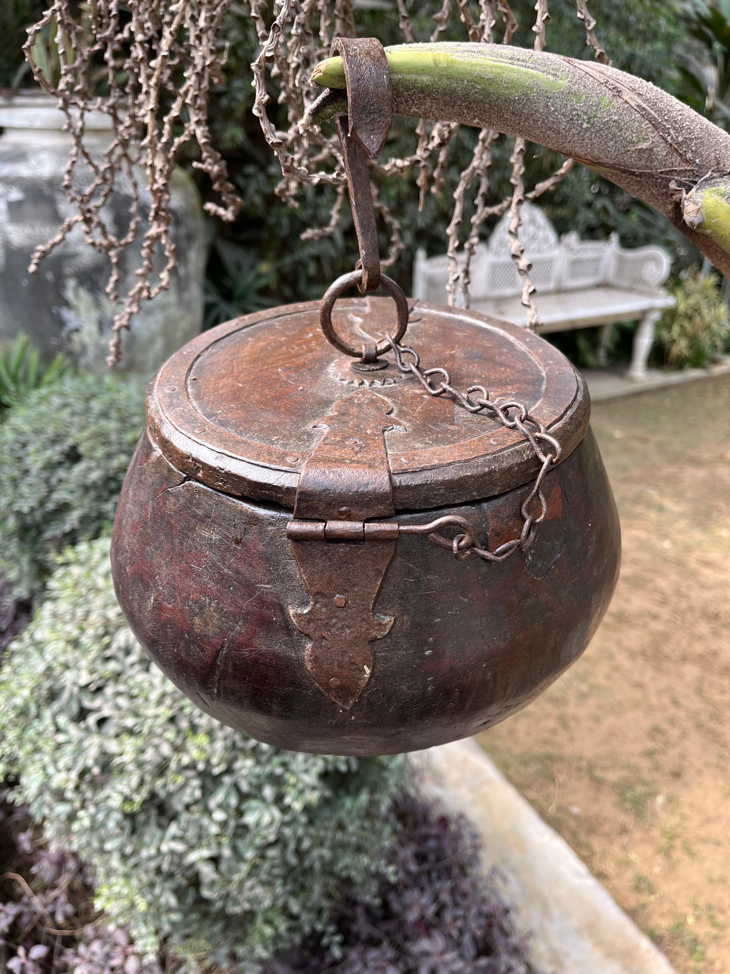 Wood Vintage Pot