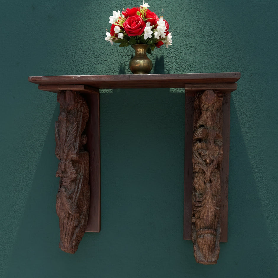Carved Bracket Wall Shelf ￼