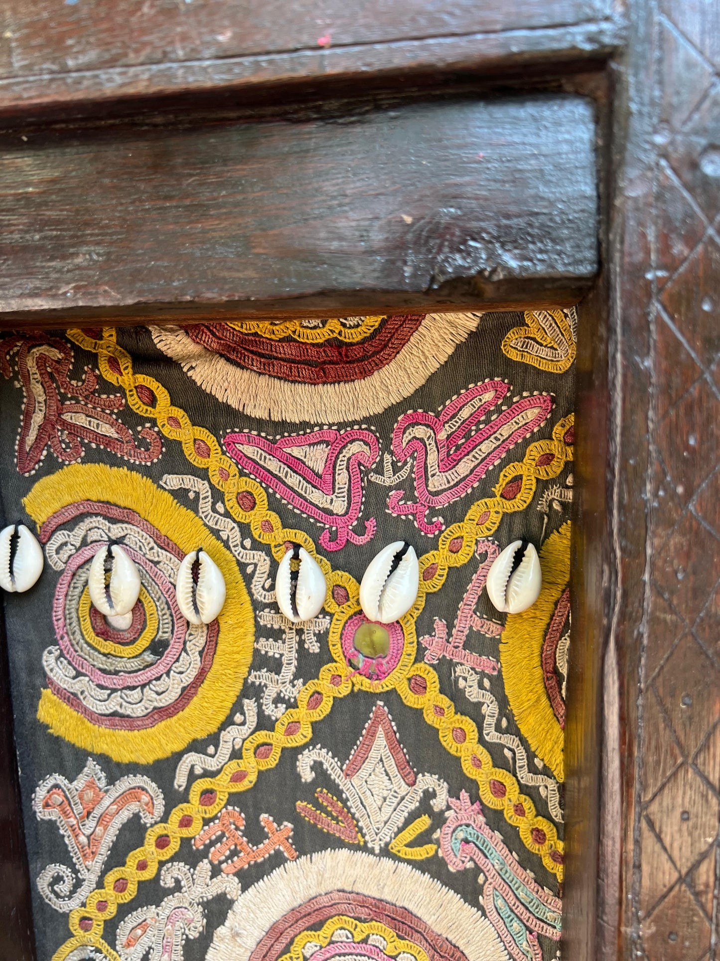 Wood Vintage Clothe Frame