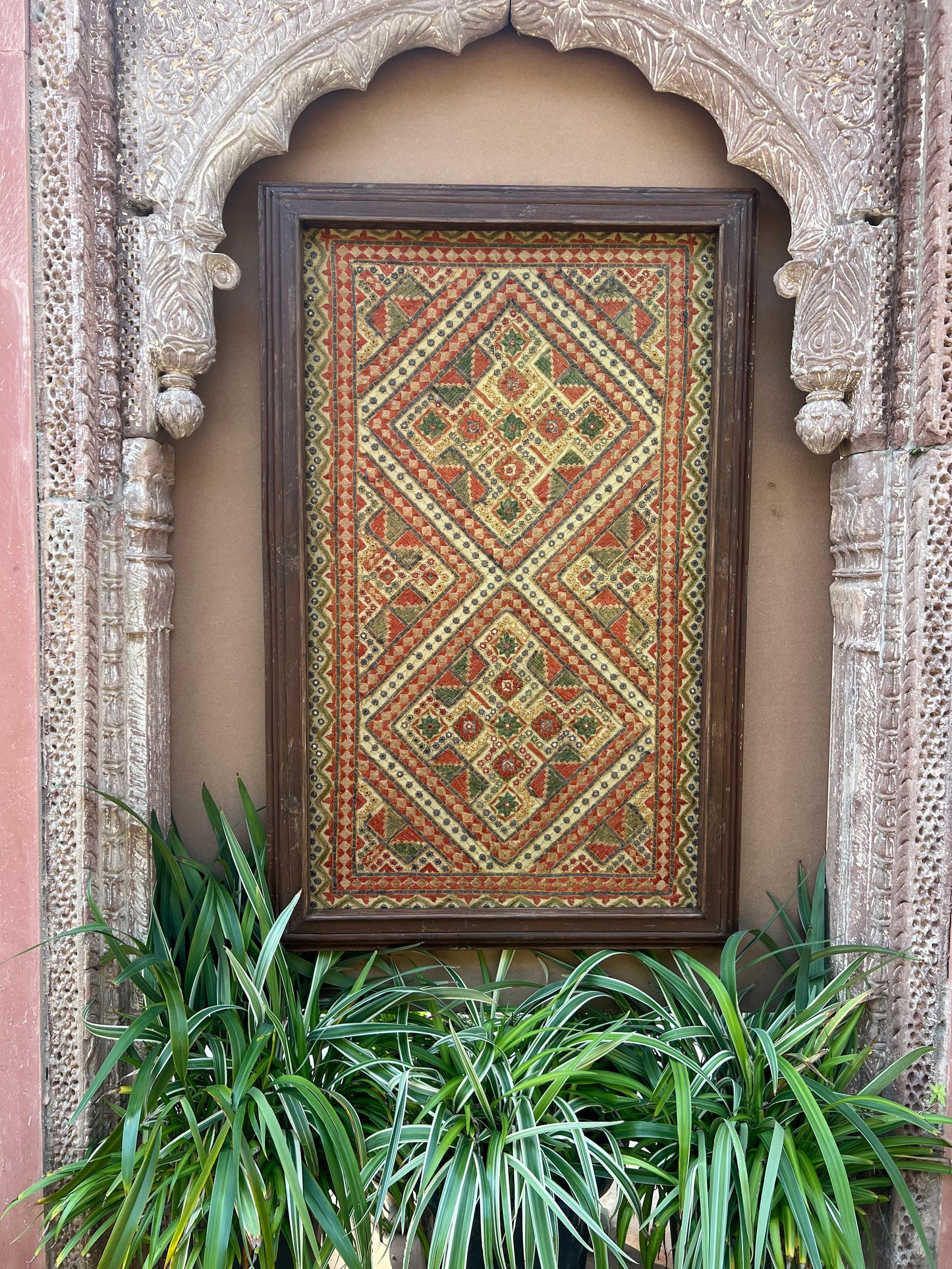 Wooden Cloth Frame