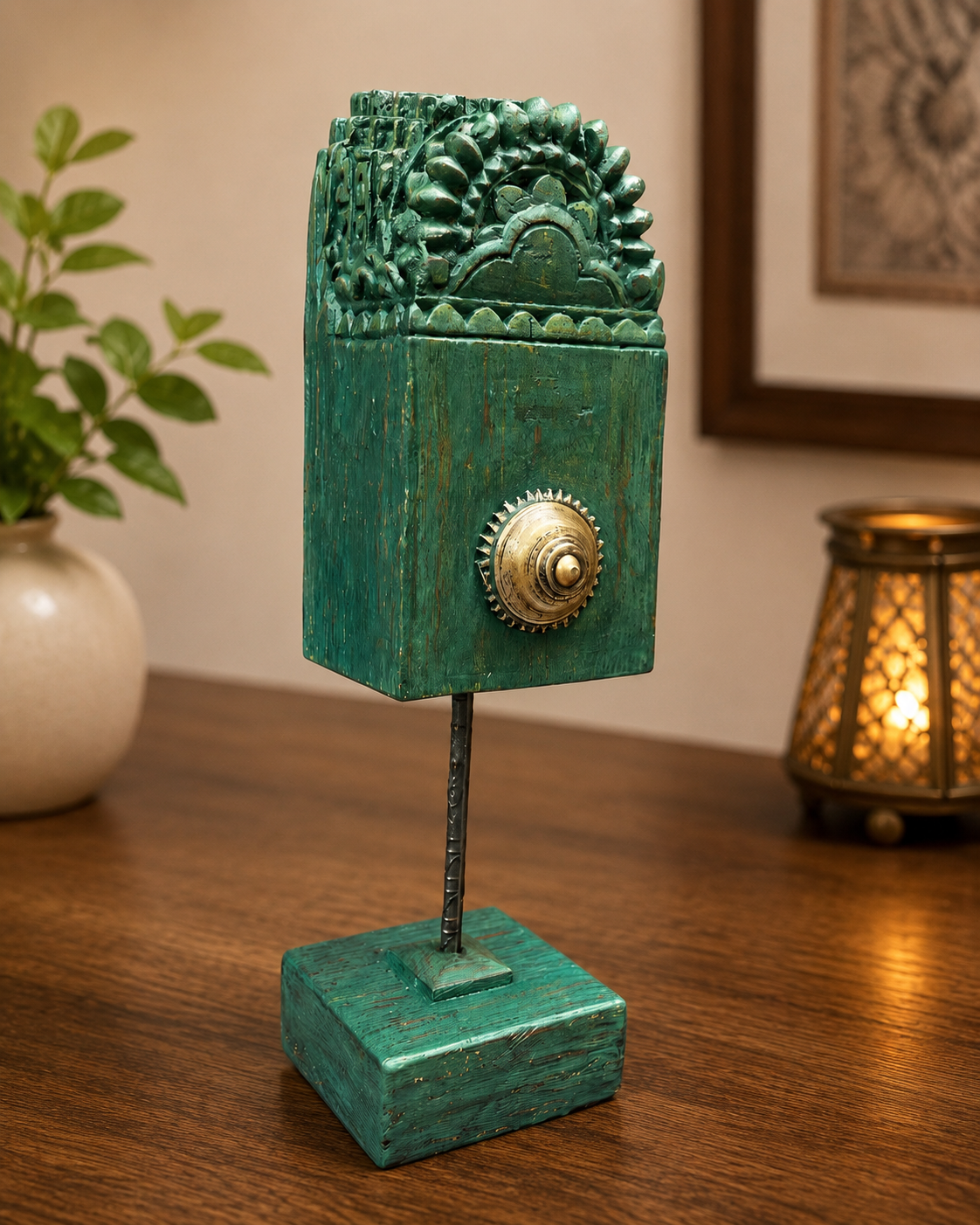 Vintage Carved Bracket Brass Flower