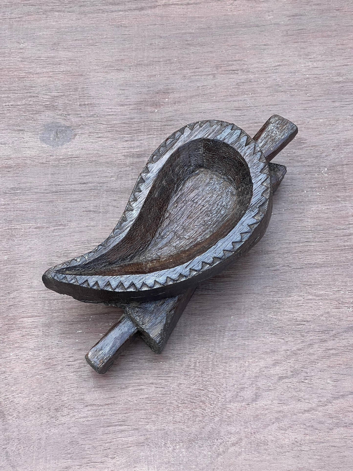 Wooden Leaf  Mould ￼