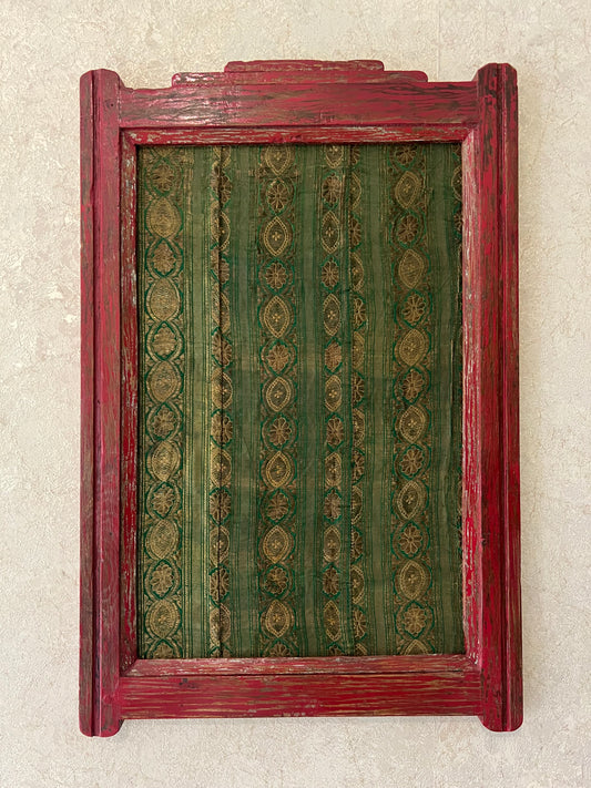 Old Saree Frame