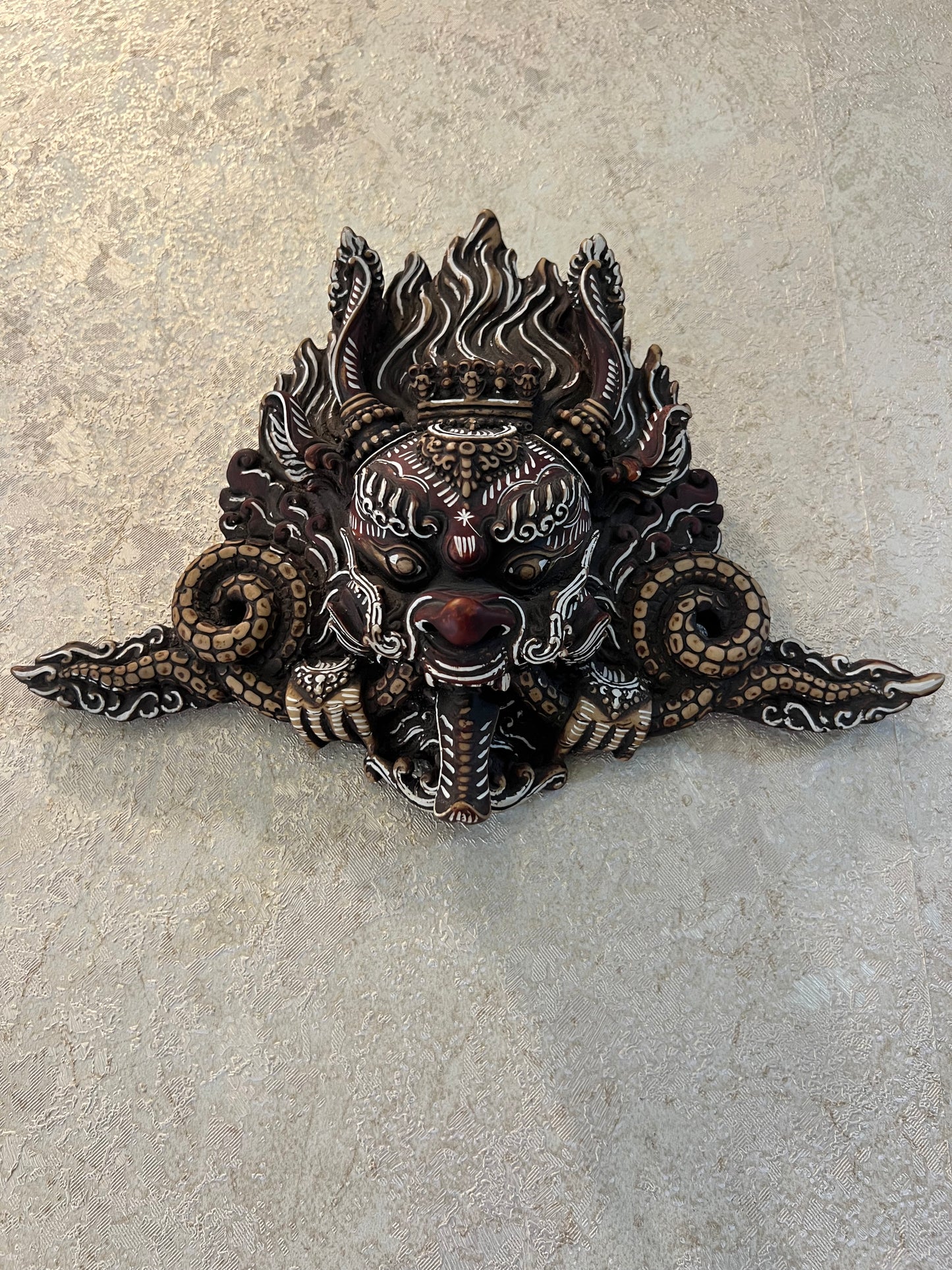 Yaali face 4 inch