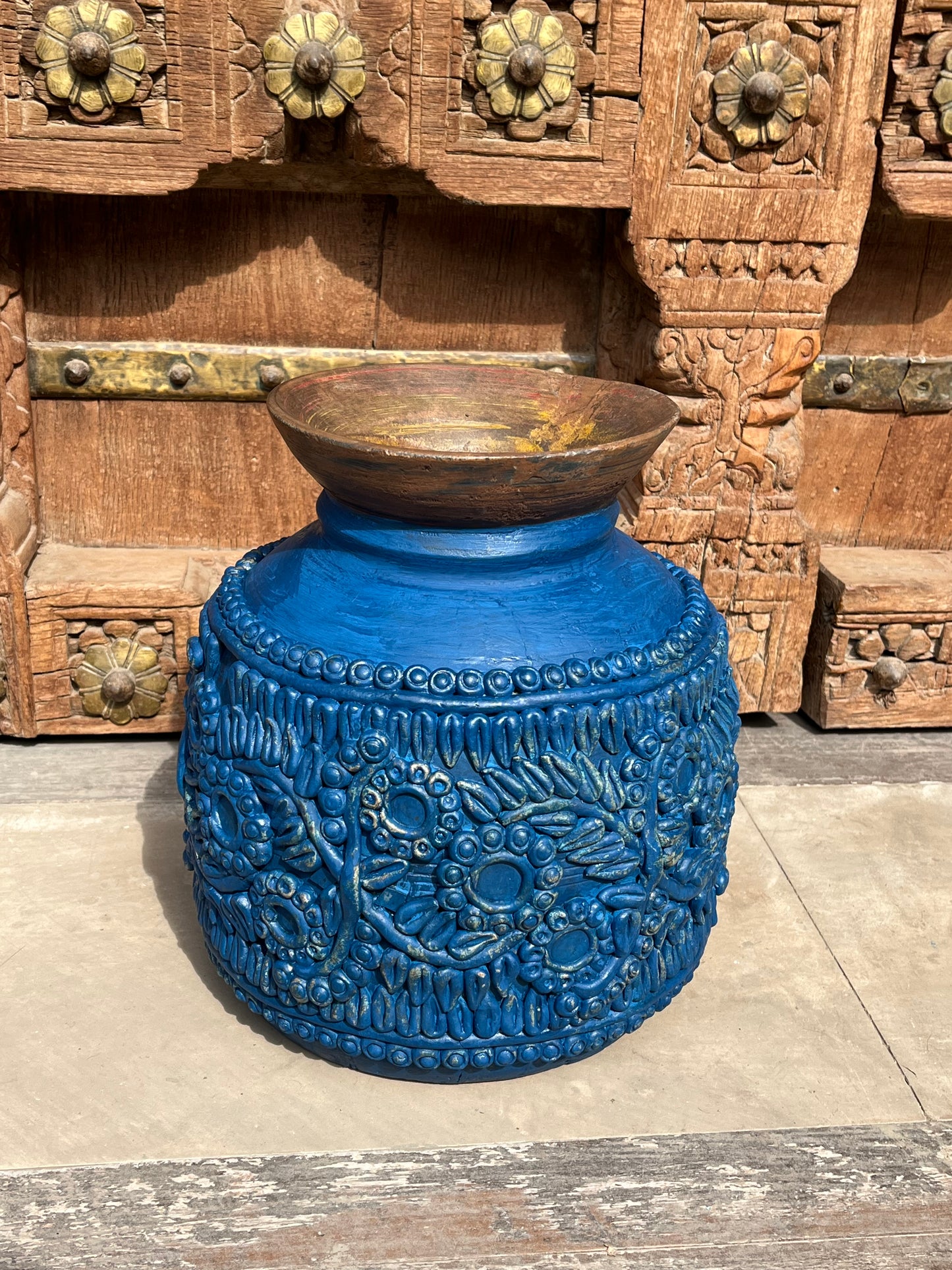 Wooden Blue Old Mirror Work Pot