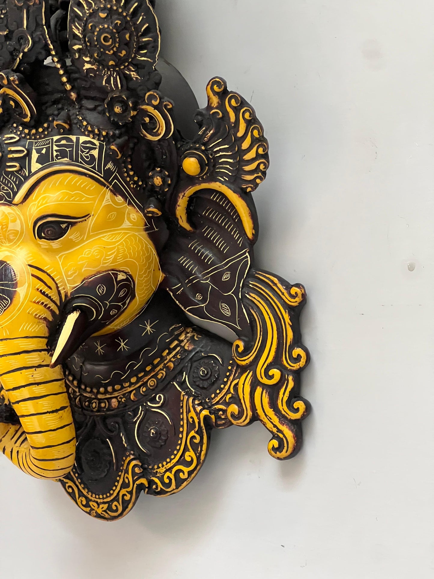 Divine Ganesha Wall Mask ￼