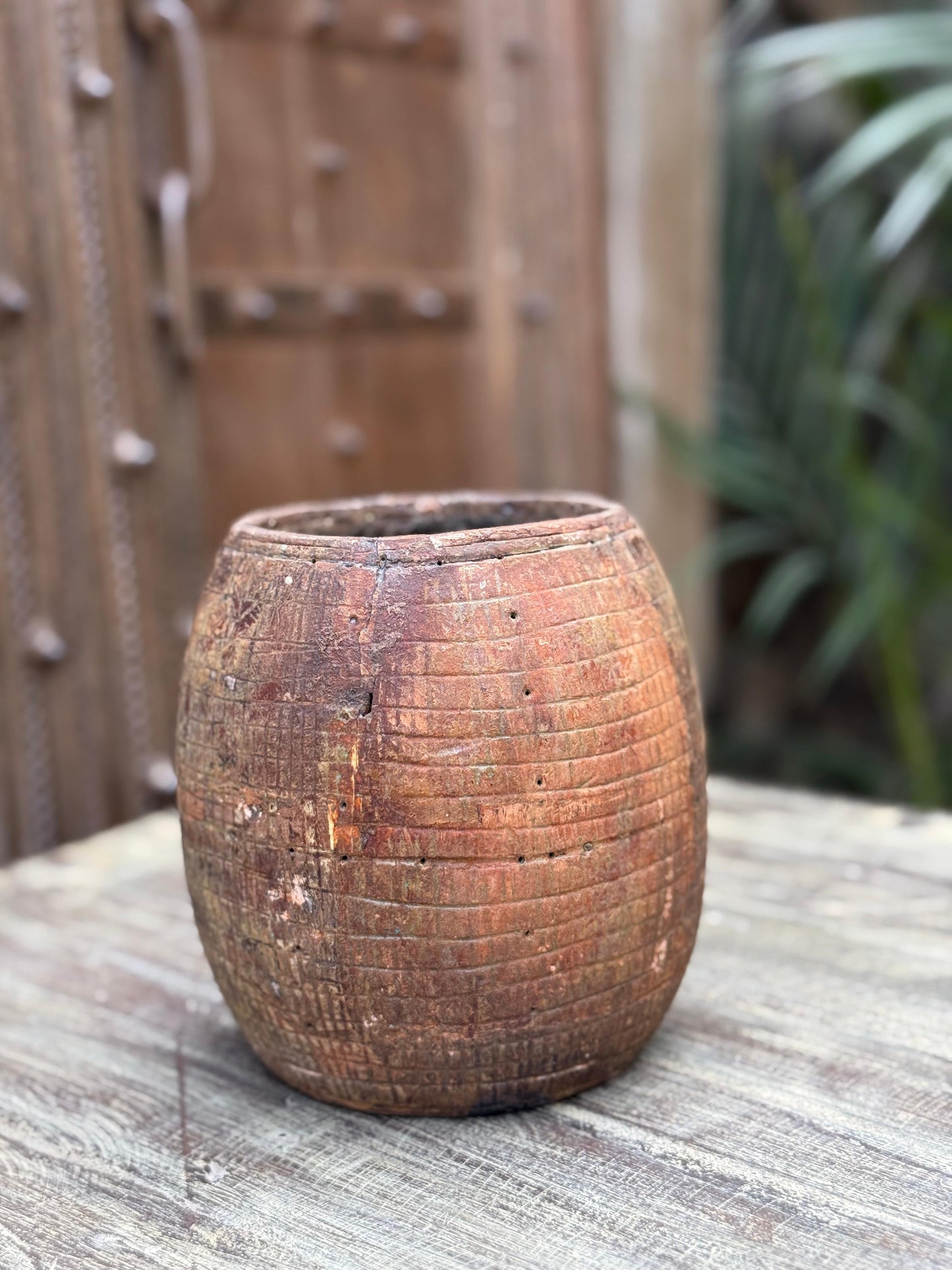 Round Rusty Flower Pot