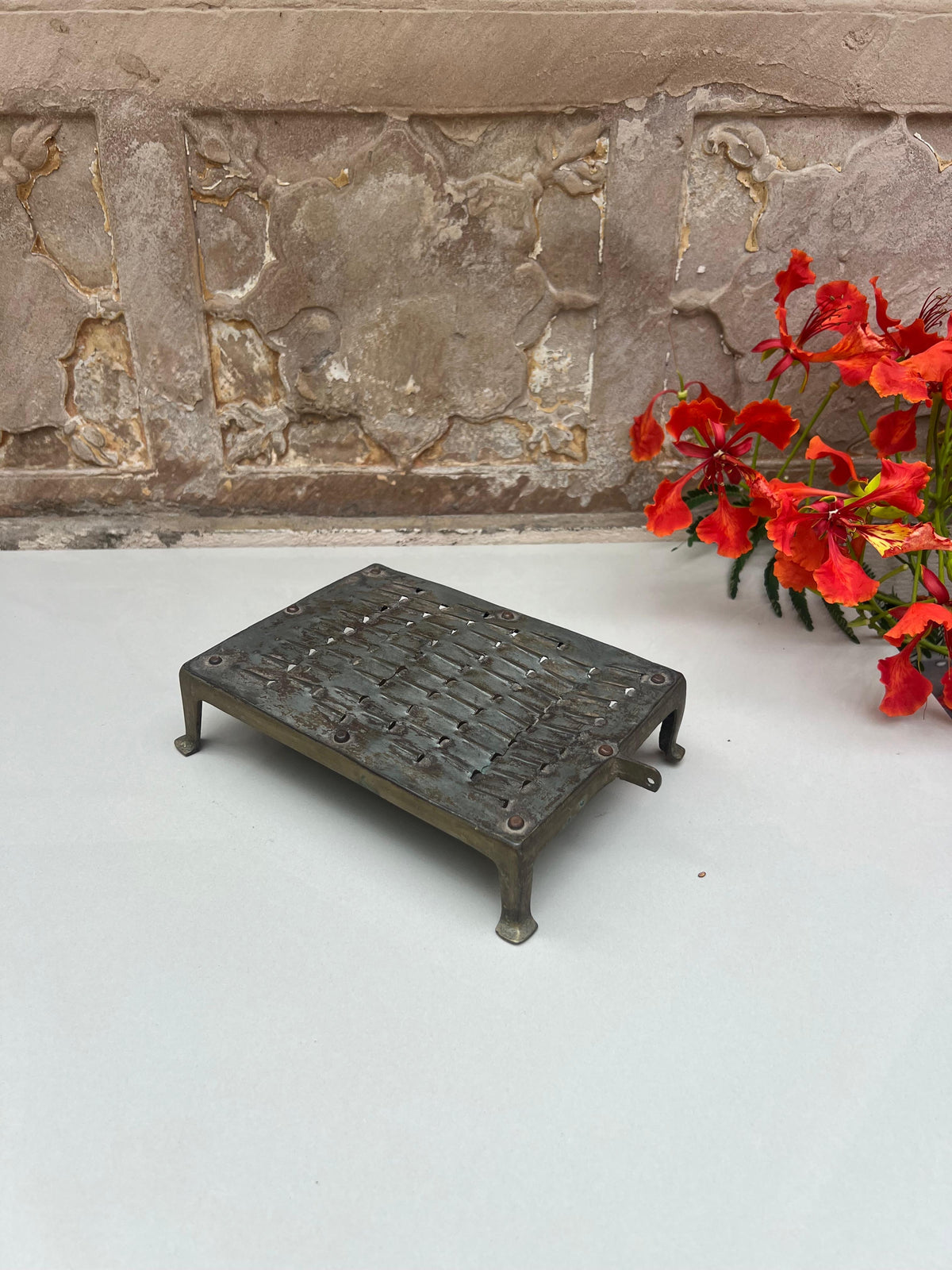 Old Brass Traditional Grater