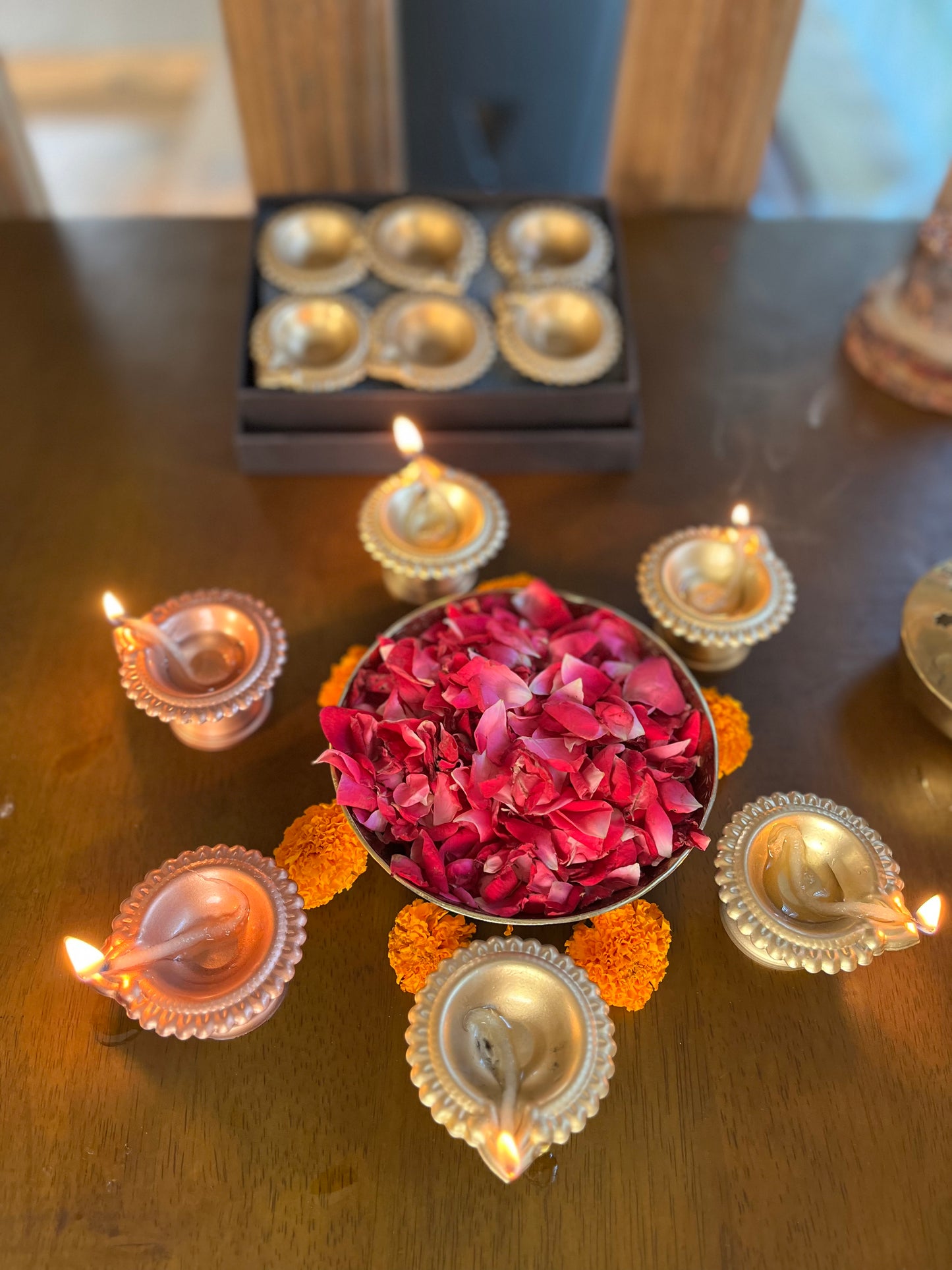 Gold Set of 6 Deep Diyas