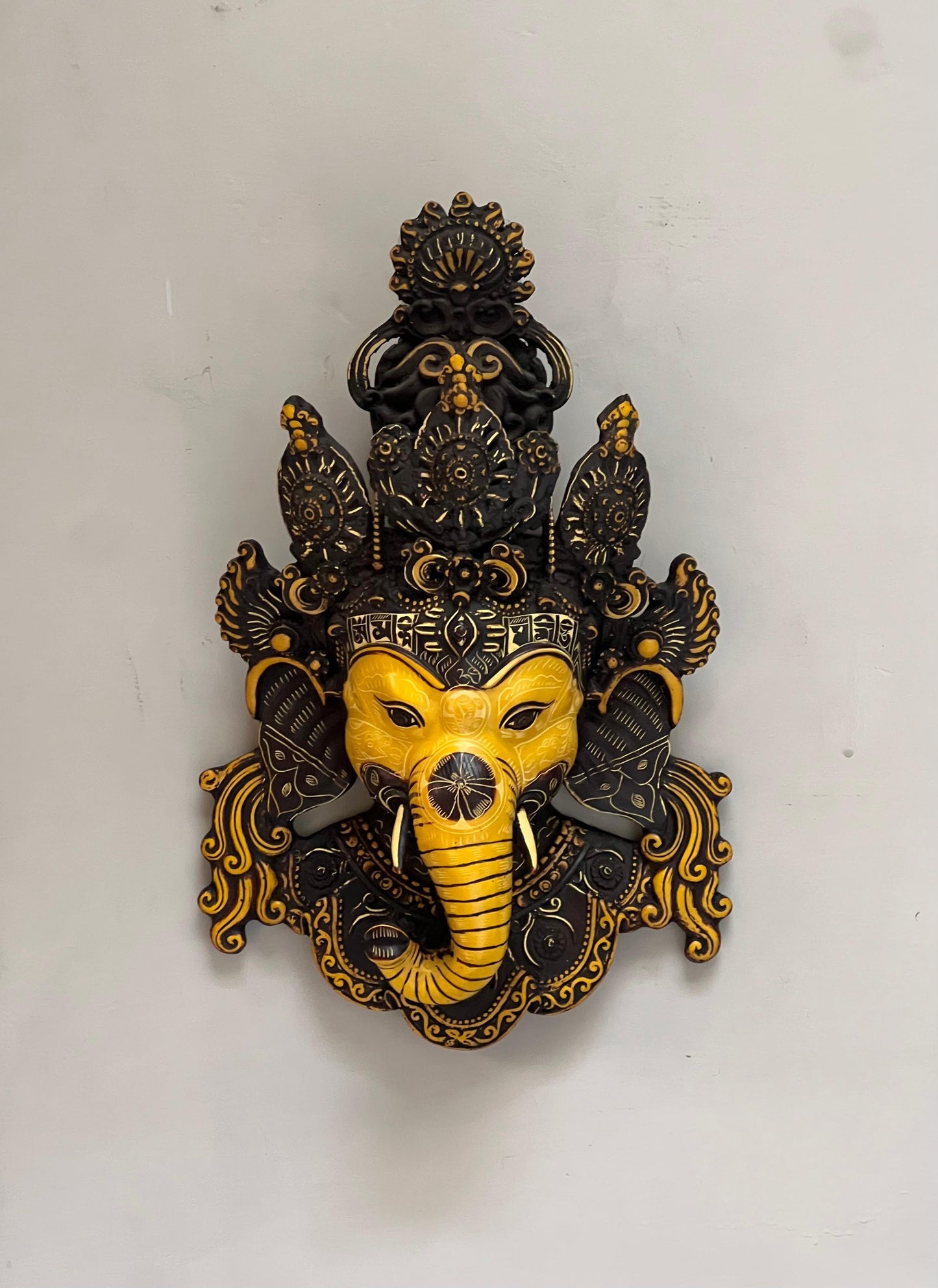 Divine Ganesha Wall Mask ￼