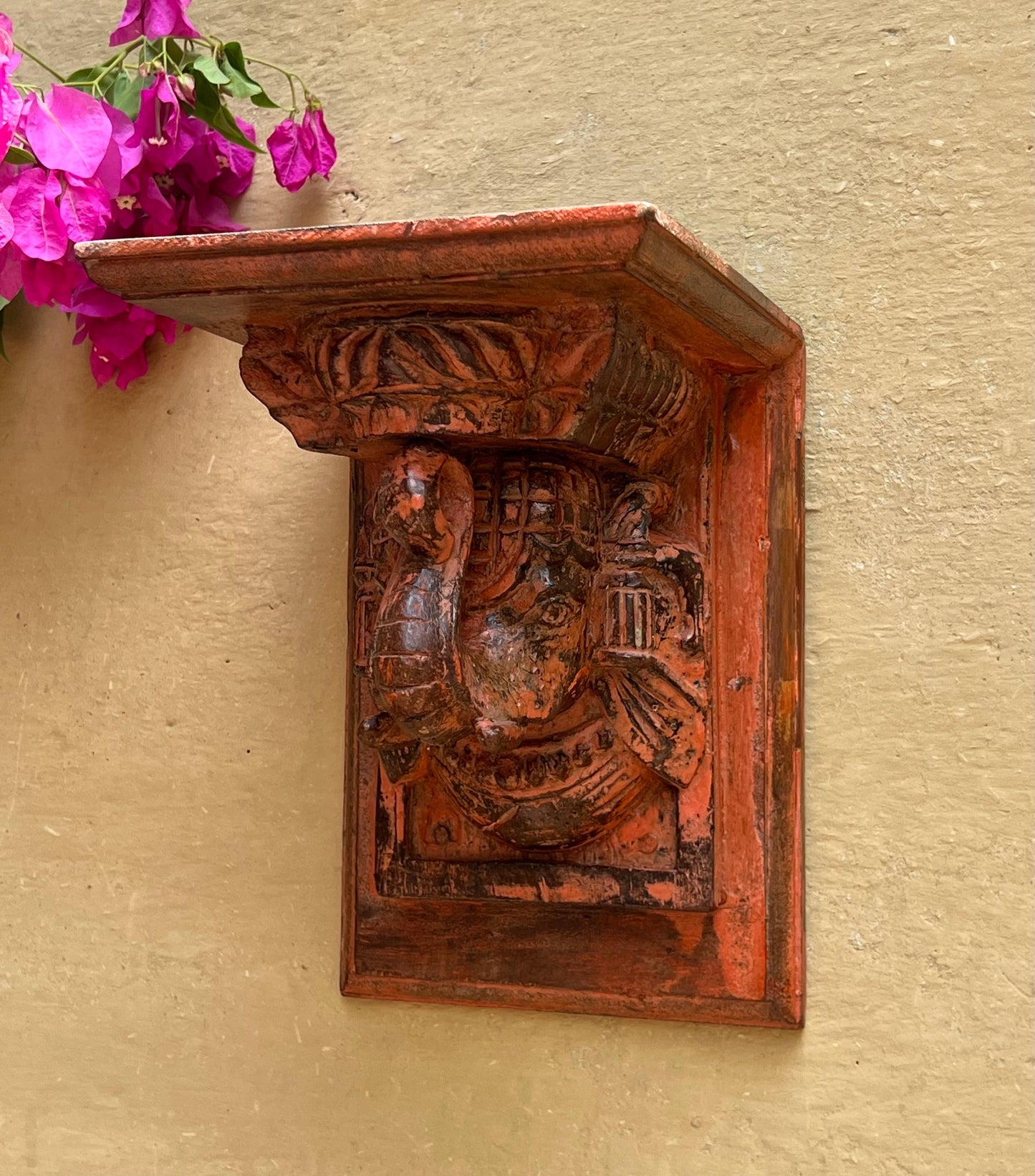 Wooden Elephant Bracket ￼