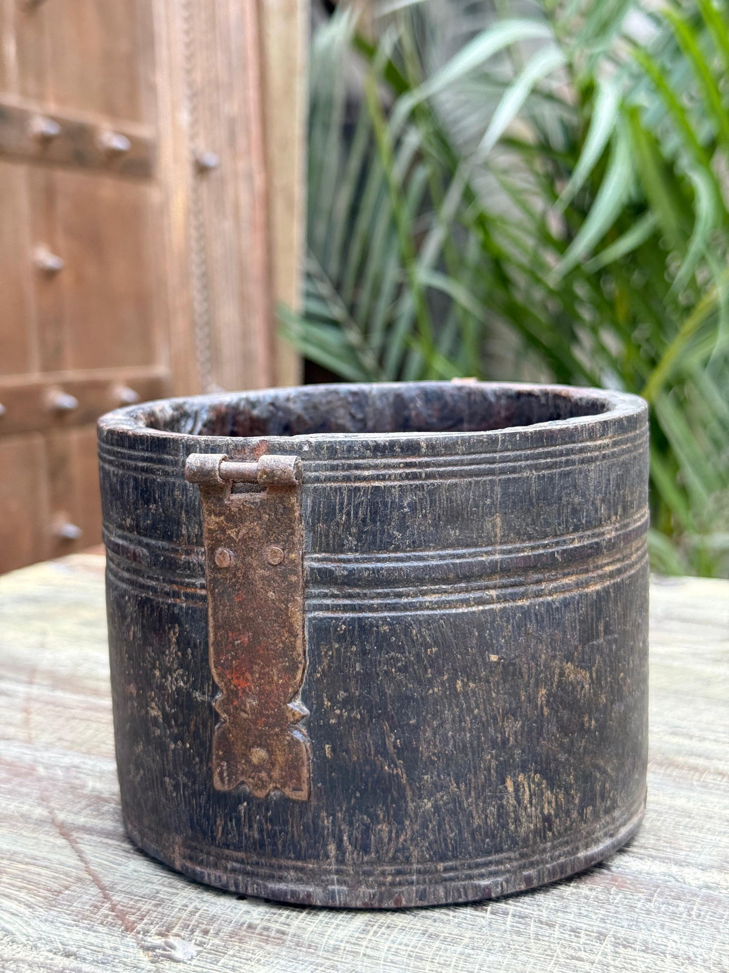 Iron Old Measurement Pot ￼