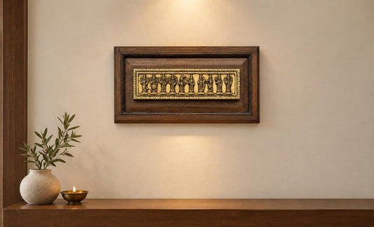 Brass Avatar Frame Wall Decor