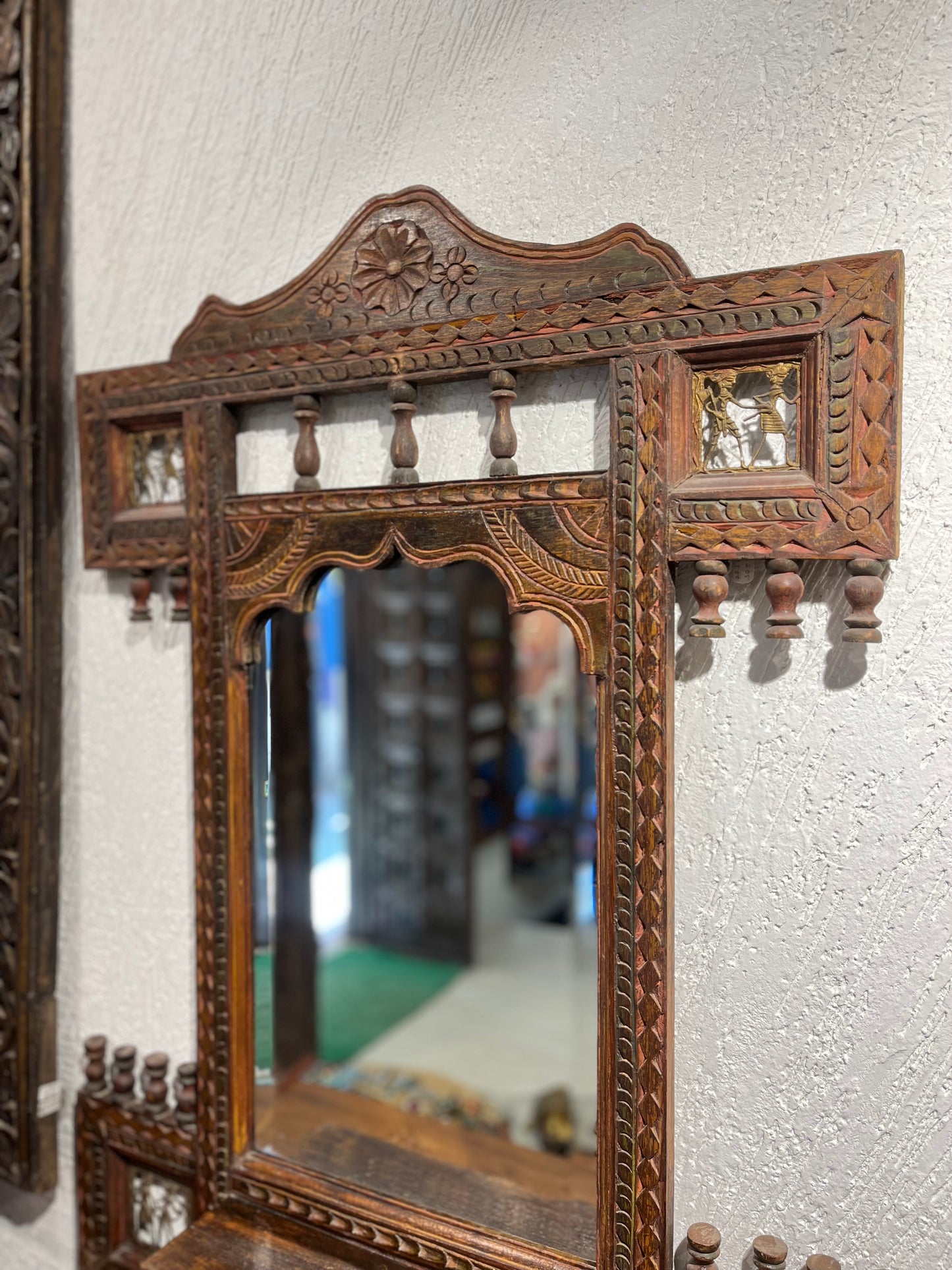 Vitange wooden Jharokha Mirror