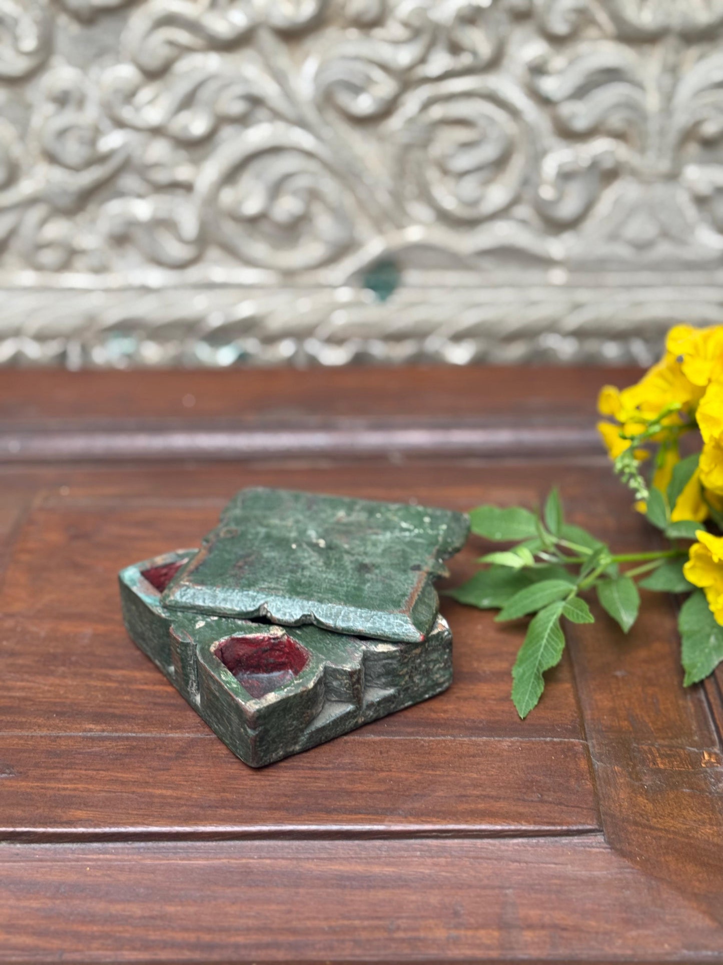 Vintage Colour Box
