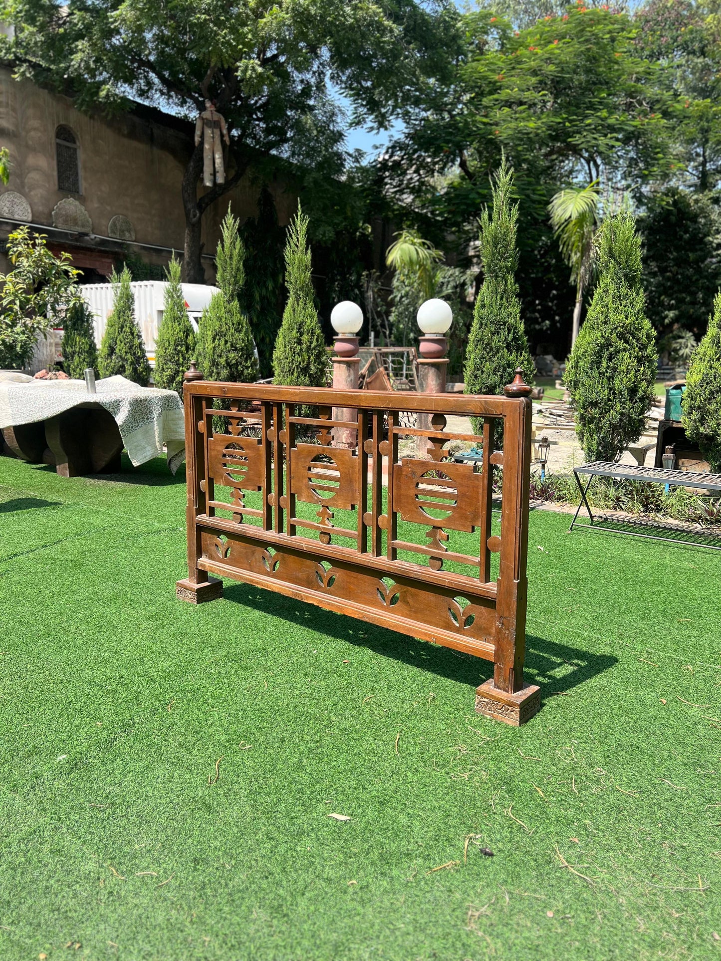 Old Decorative Partition