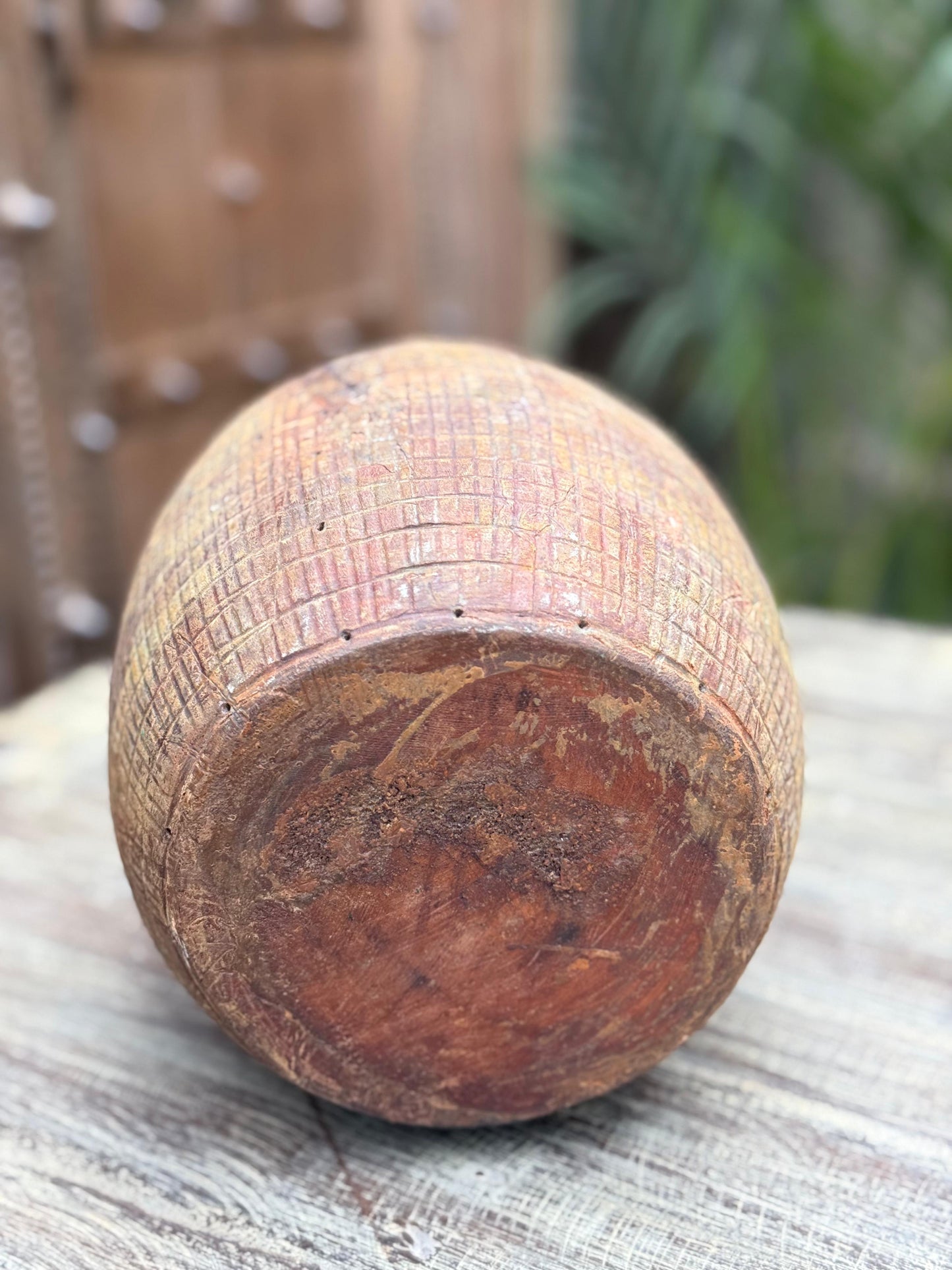 Round Rusty Flower Pot