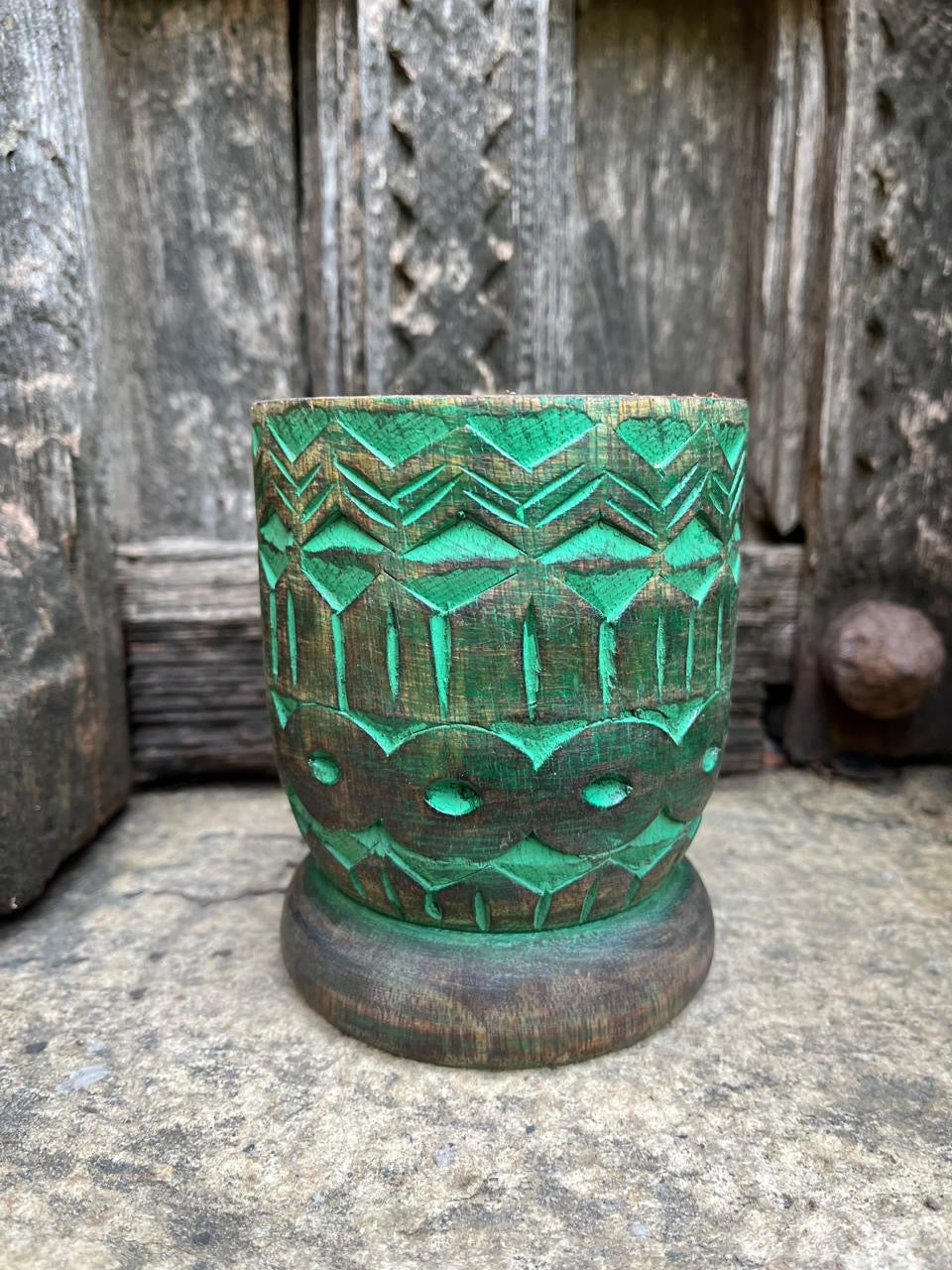 Wood Green Flower Pot ￼