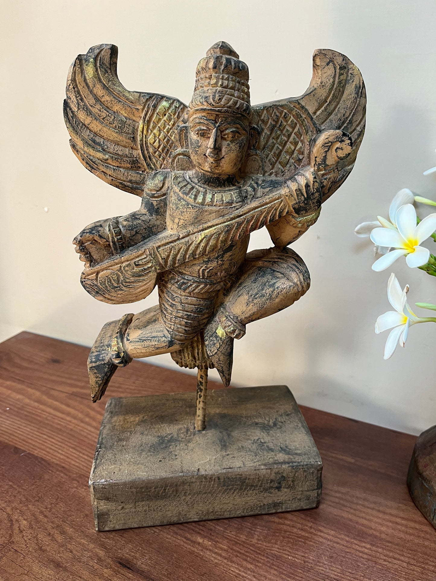 Angel Decorative Figurine