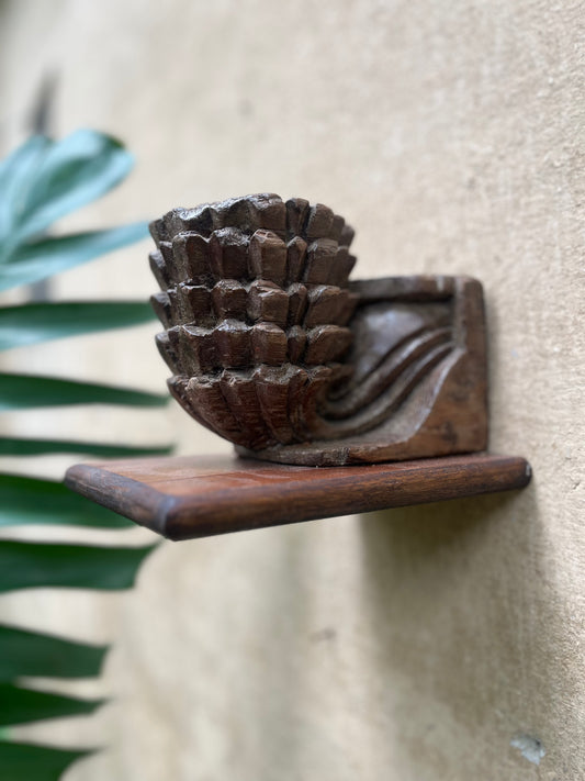 Vintage Wall Flower  Bracket
