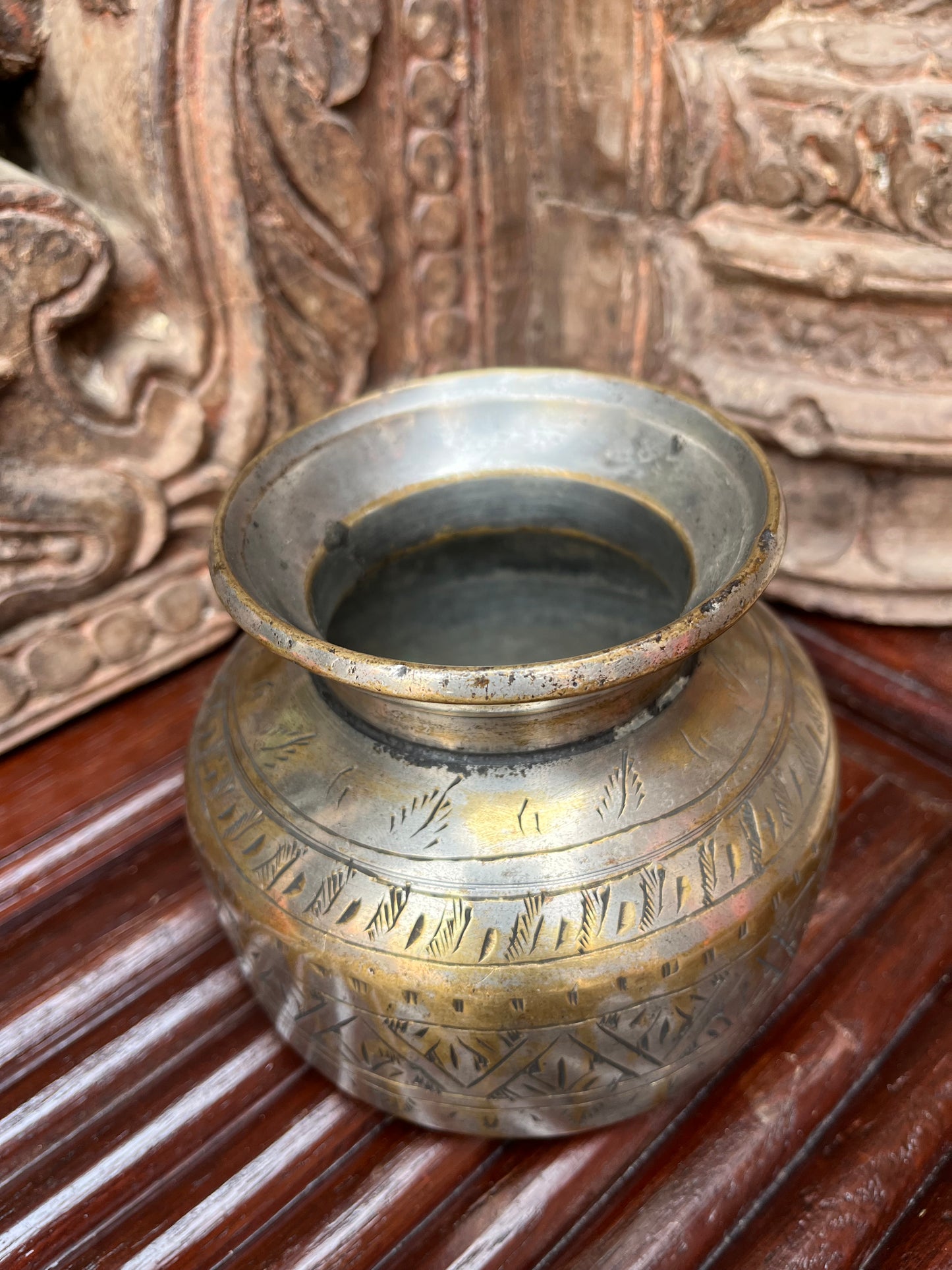 Vintage Brass Round Planter/Pot