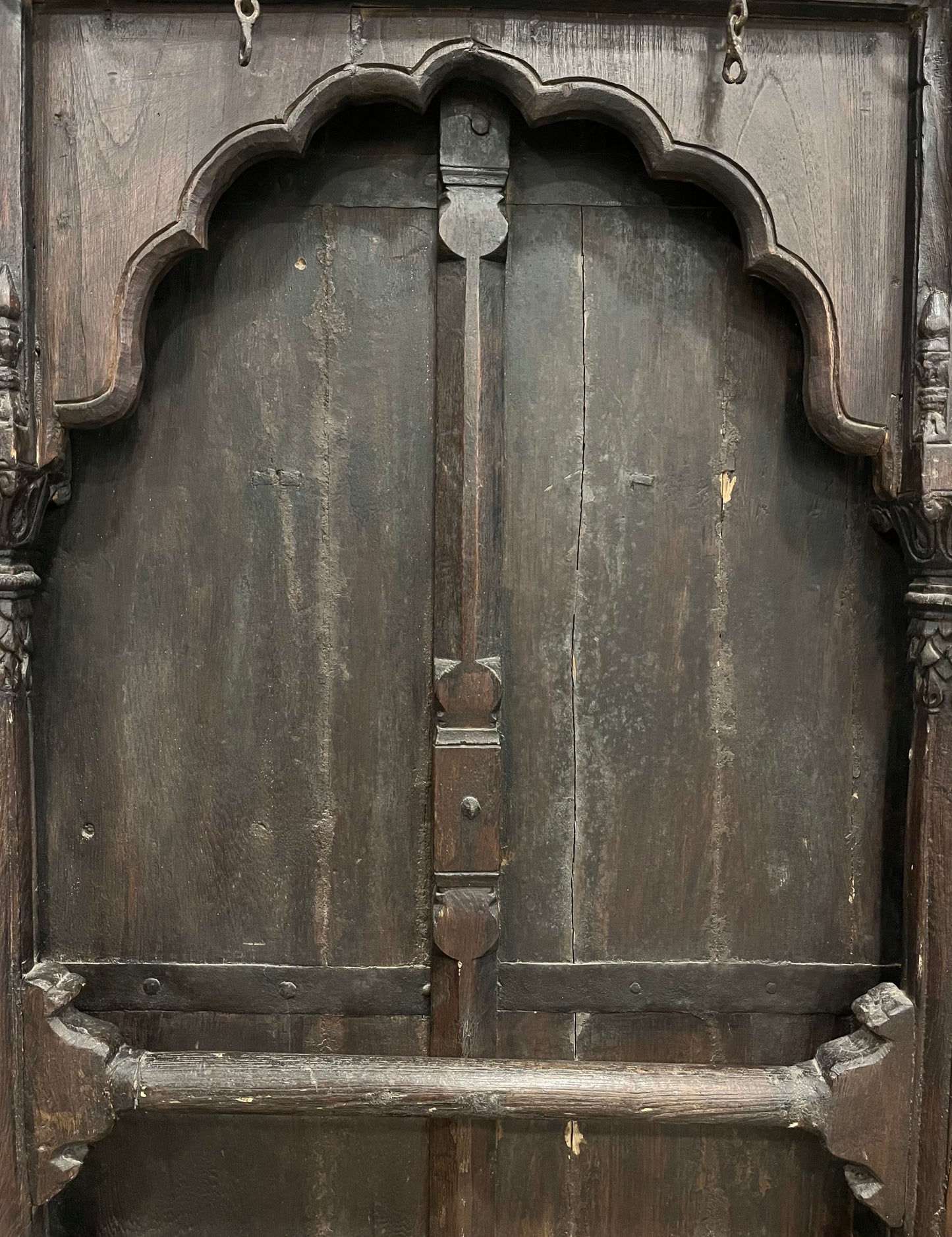 Vintage Decorative Jhrokha/Balcony