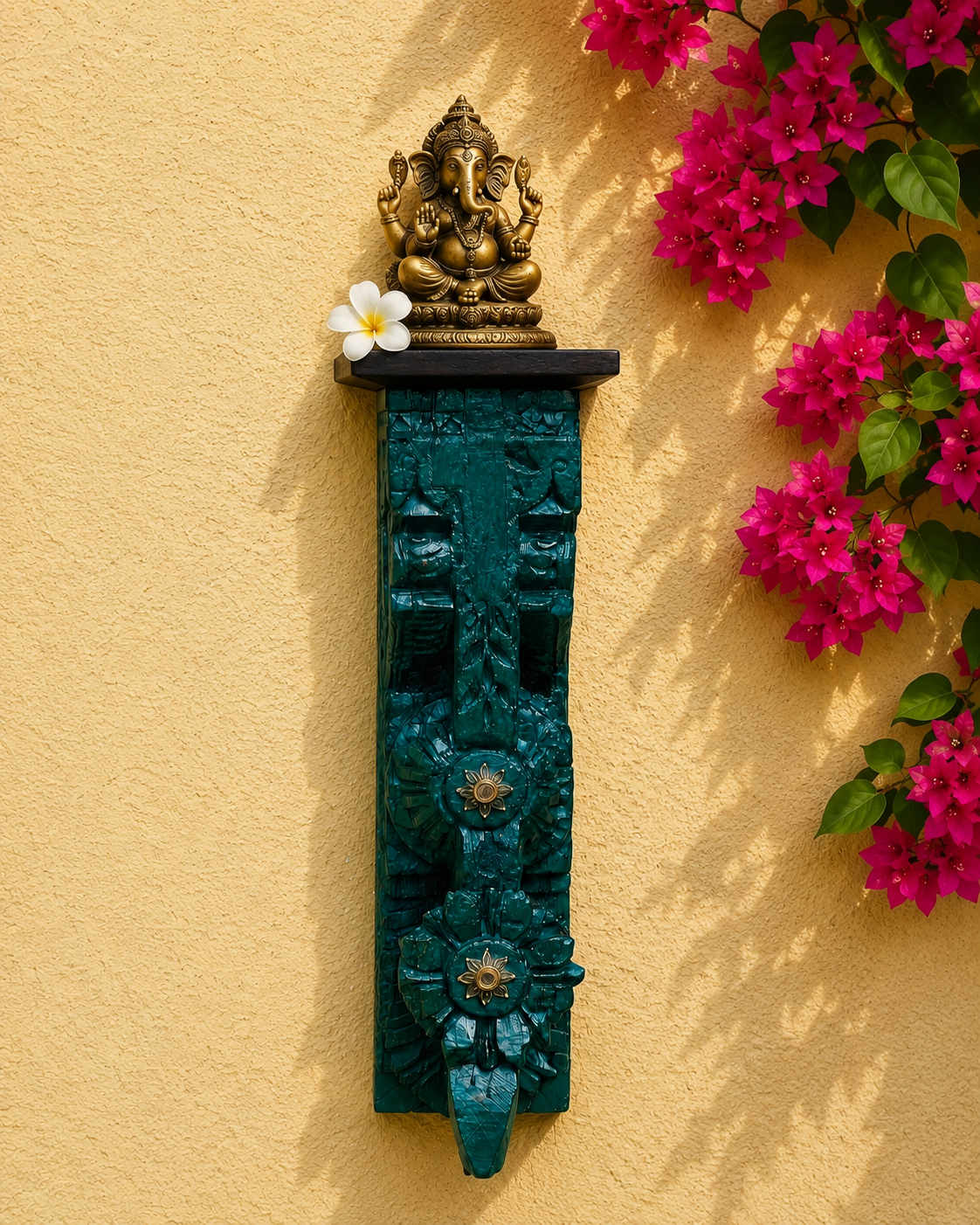 Carved Coloured Bracket ￼