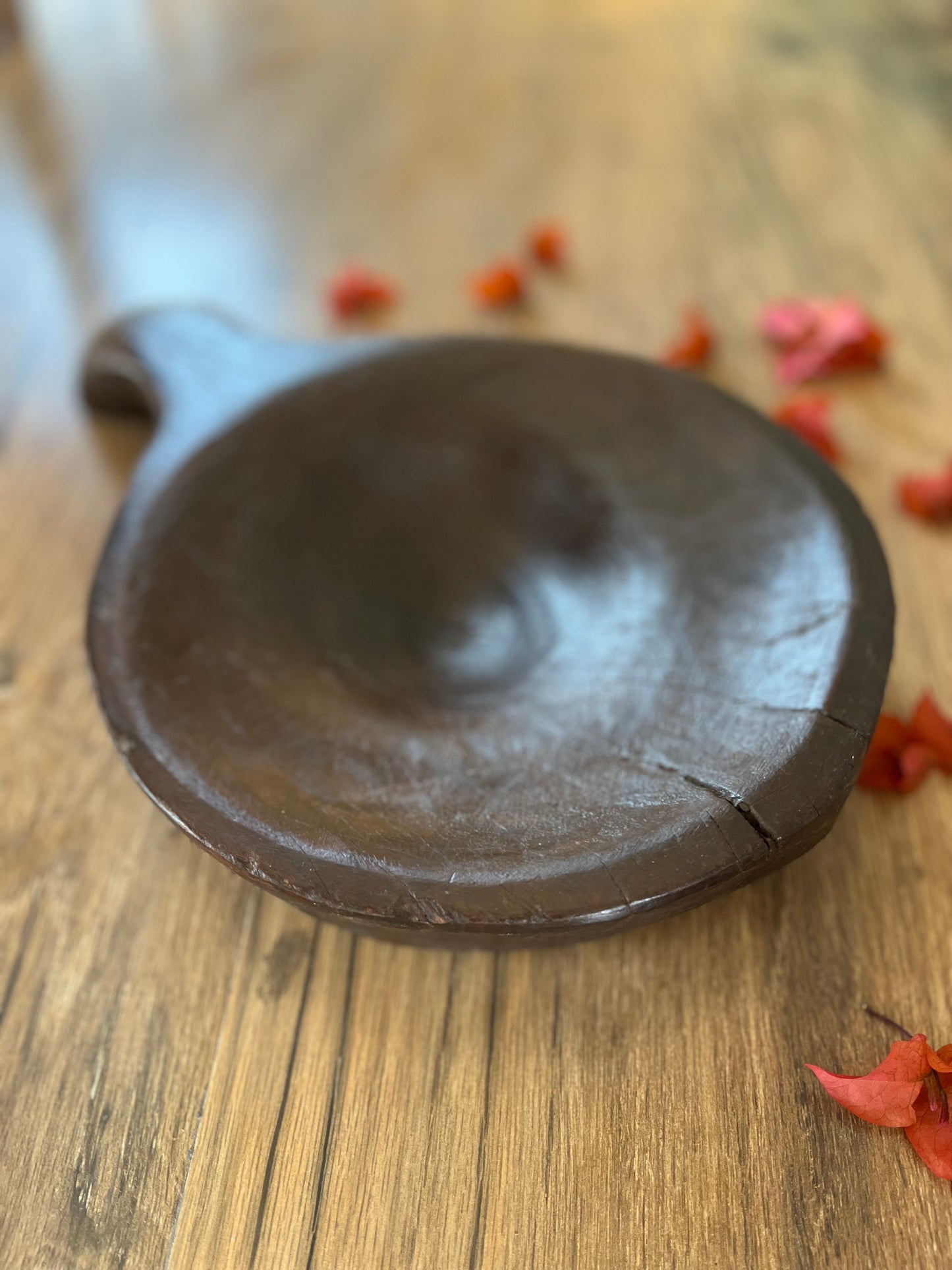Vintage Round Handle Decorative Bowl