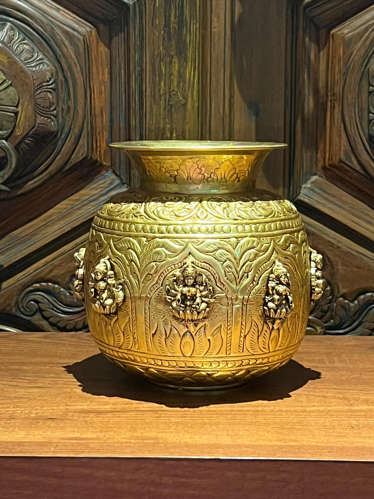 Brass Round Asth Laxmi Pot