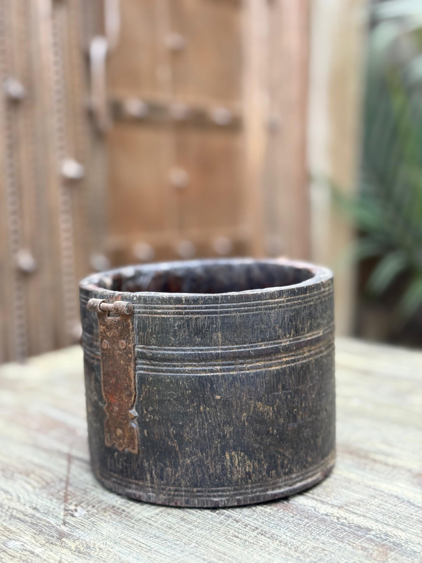 Iron Old Measurement Pot ￼