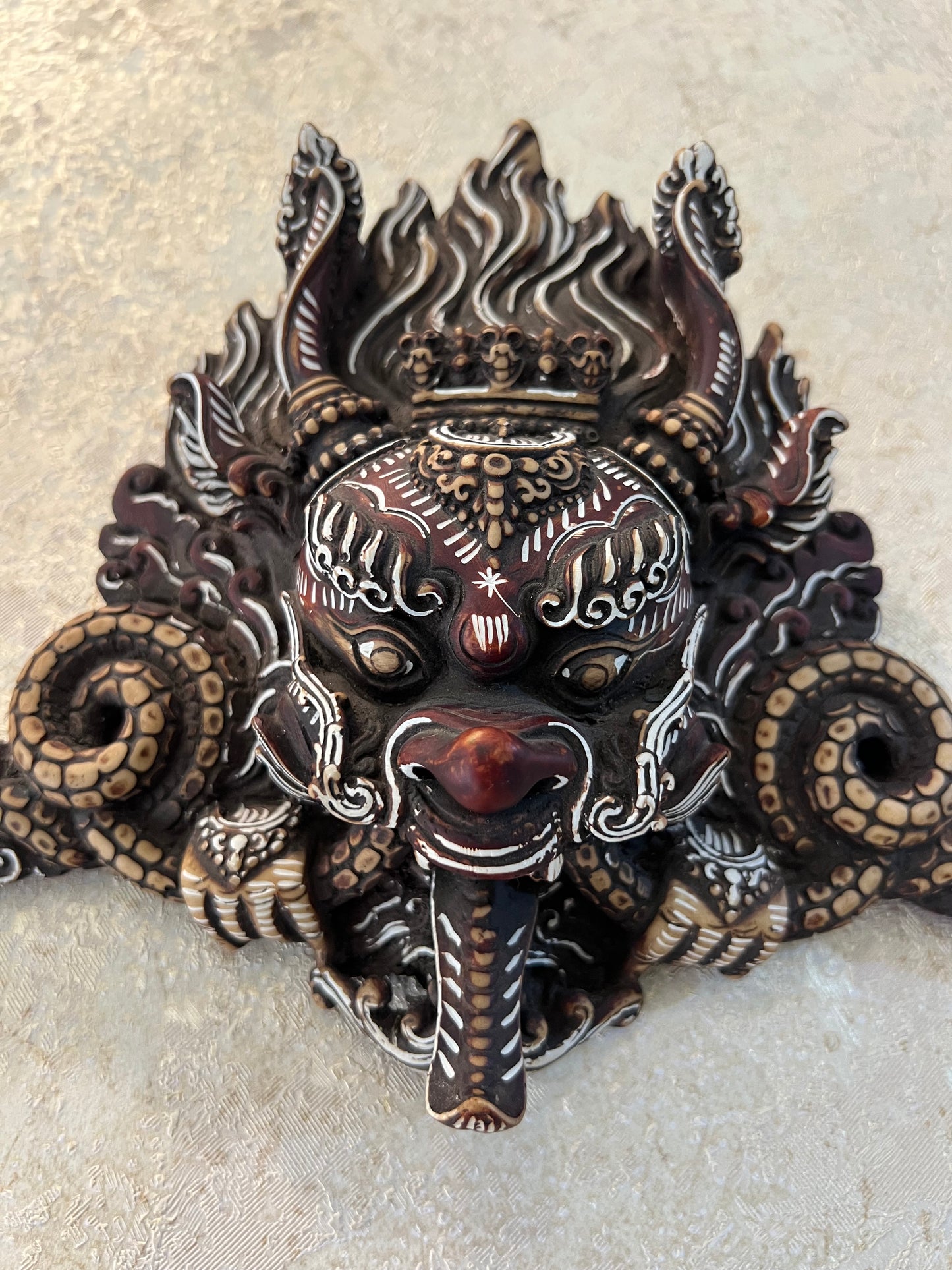 Yaali face 4 inch