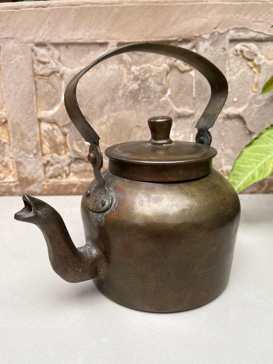 Brass Antique Tea kettle ￼￼