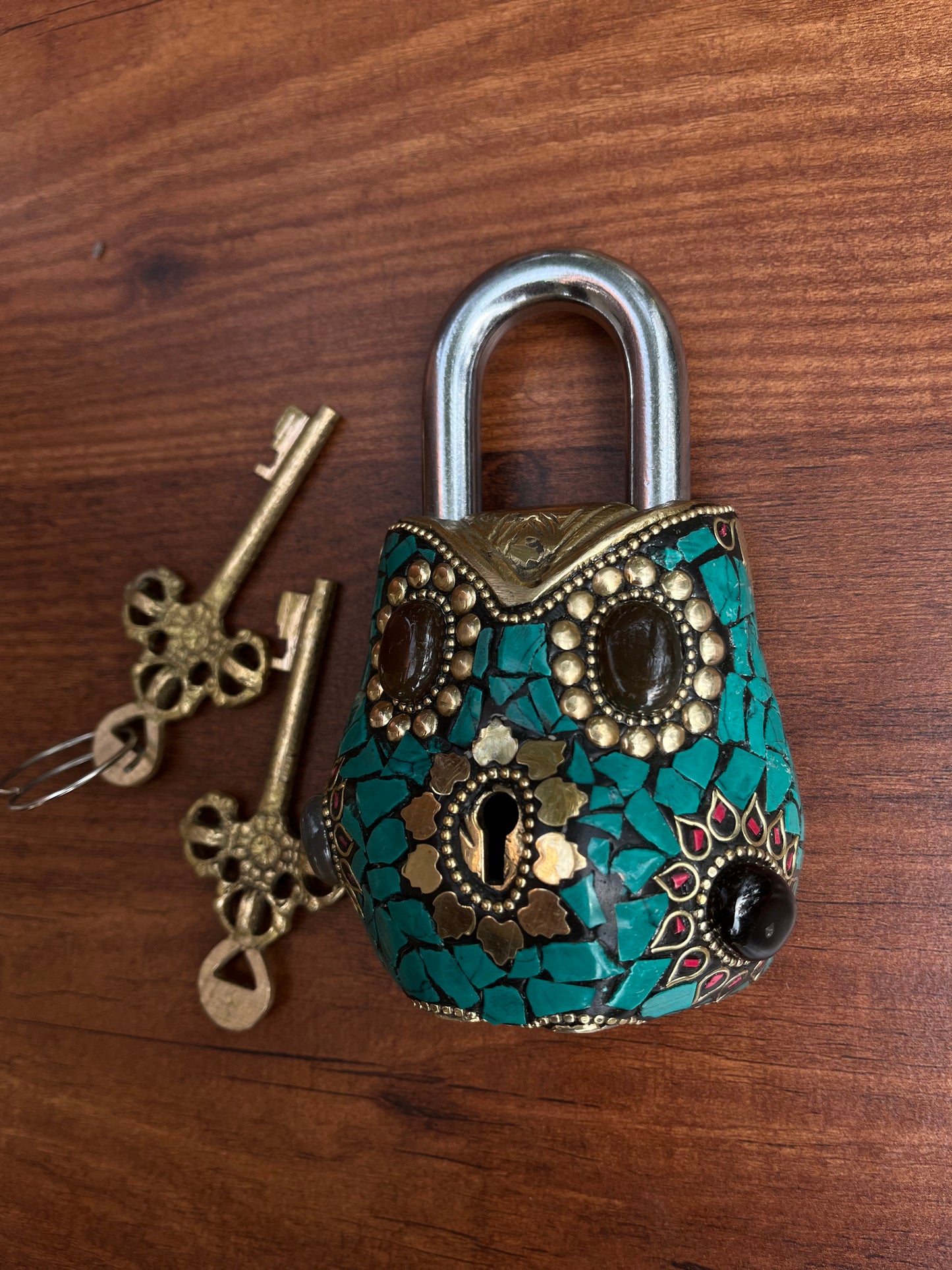 Brass Handwork Vintage Stone Owl  Lock 2 keys