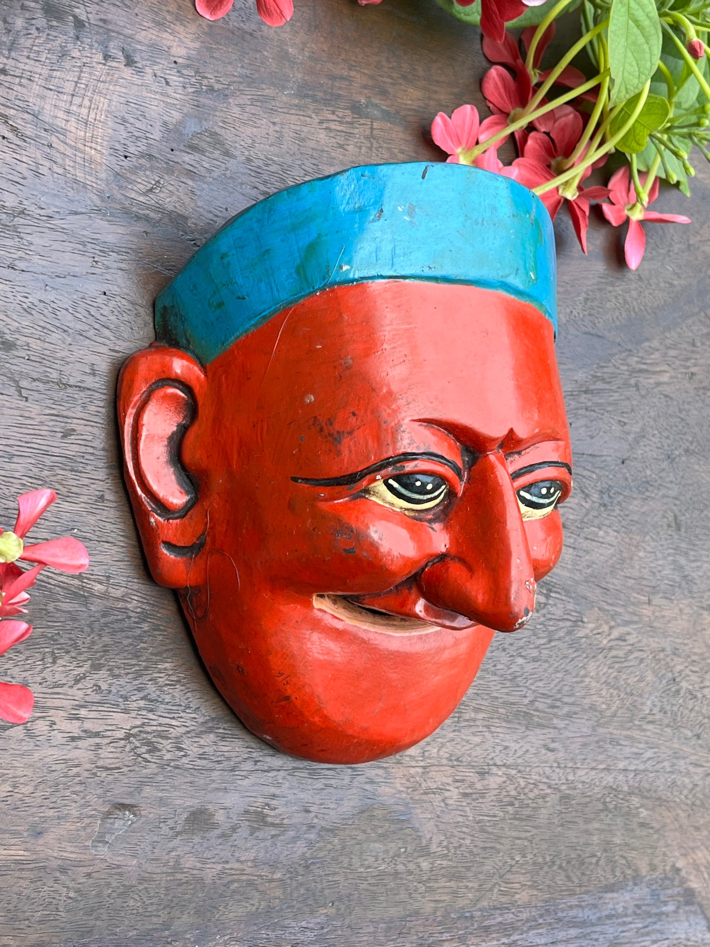 Wood Munim Mask Red