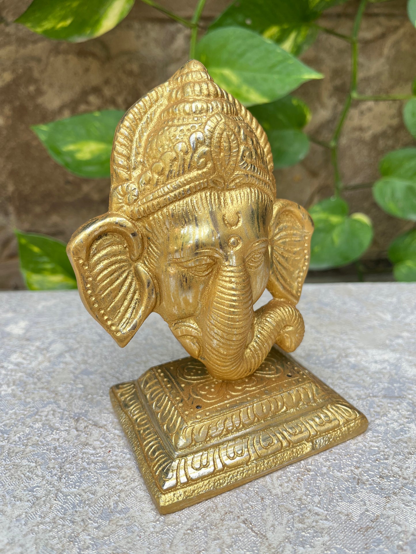 Metal Divine Gold ganesha