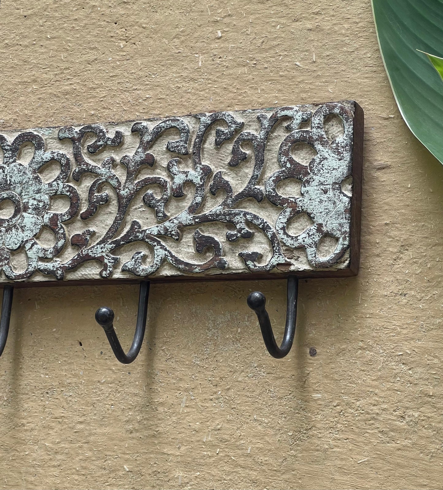 Wooden Carved Hook￼