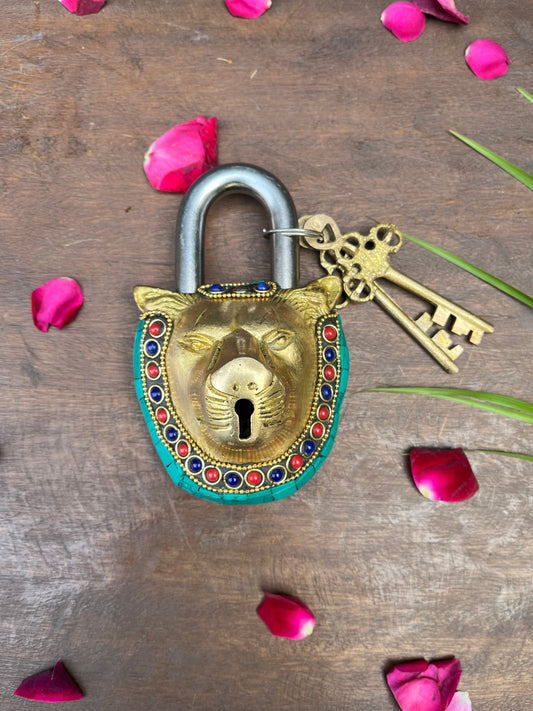 Brass stone Lion Lock 2 keys