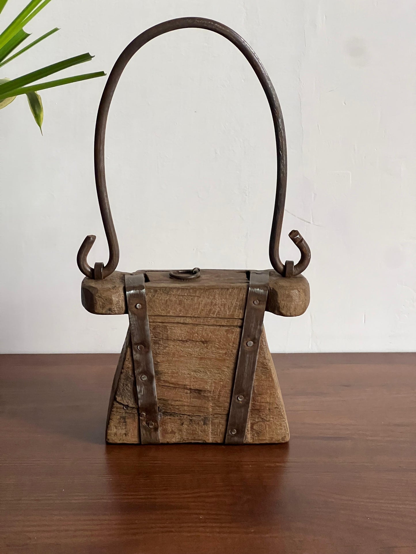 Old Teliya Box