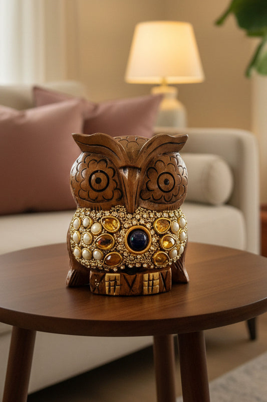Owl with Pearl Design