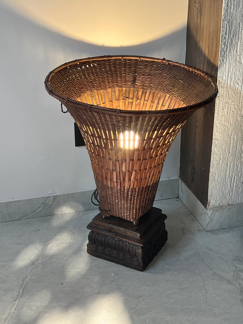 Vintage Wood Base Tea Basket Lamp