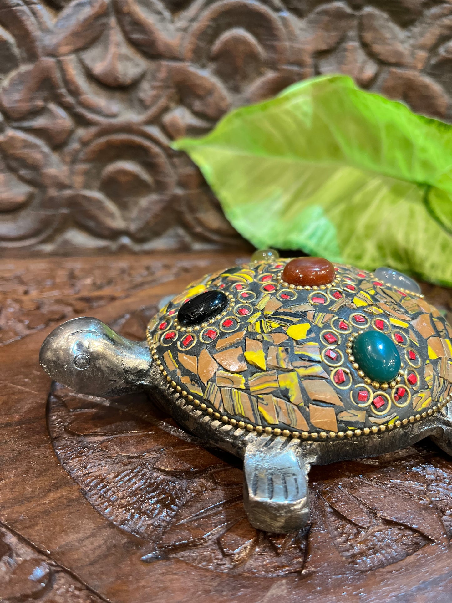 Metal Mosaic Stone With Tortoise