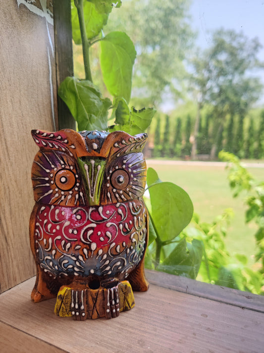 Painted Owl Magnet
